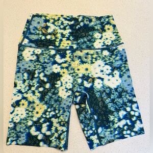 Aerie Women’s Offline Biker Shorts M